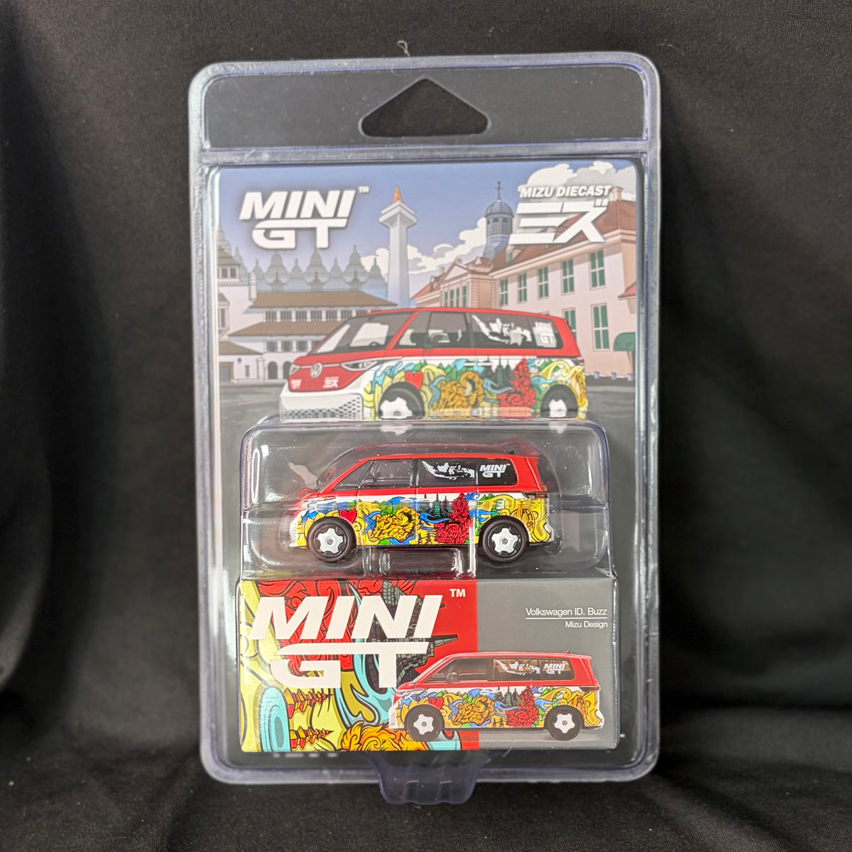 Mini GT #1209 Volkswagen ID. Buzz Mizu Design