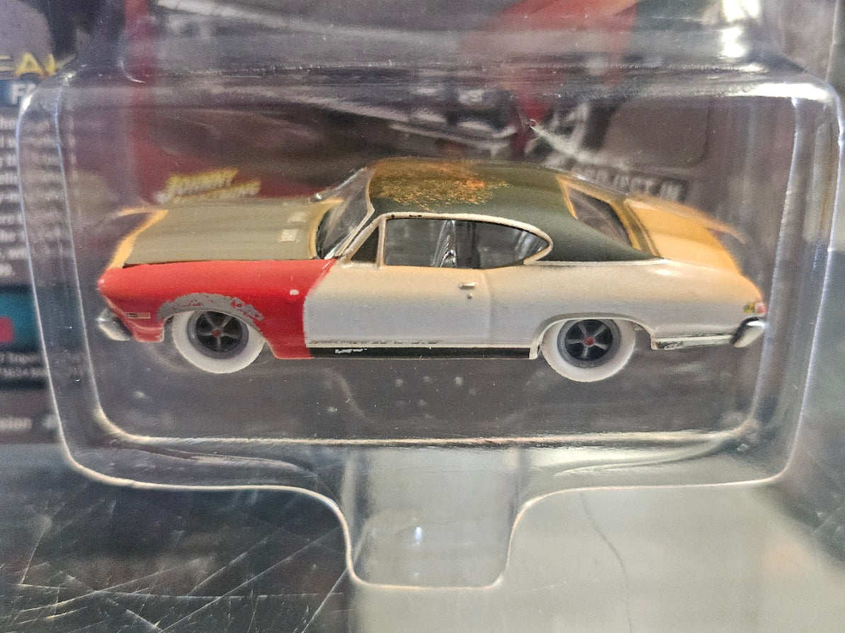 Johnny Lightning 1968 Chevy Chevelle SS 396 Street Freak White Lightning