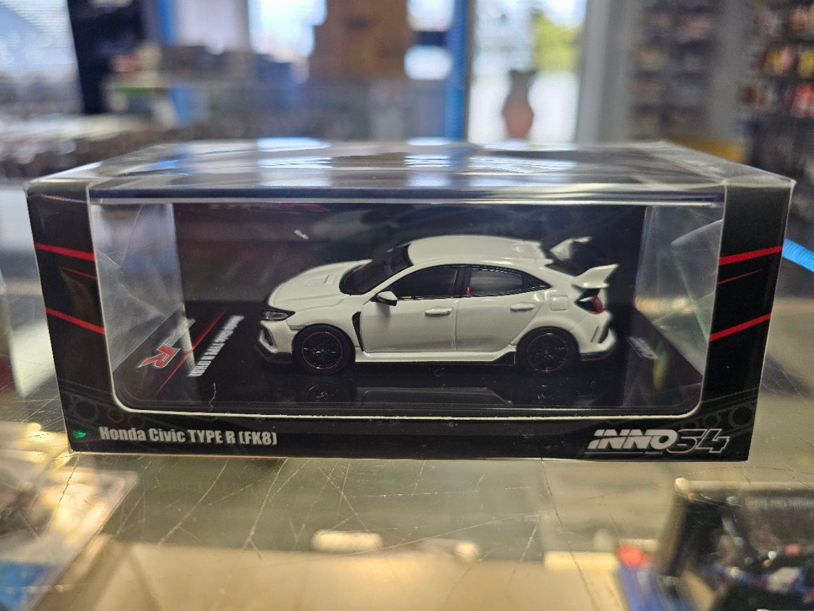 Inno 64 Honda Civic Type R (FK8) (White) Diecast Car Model