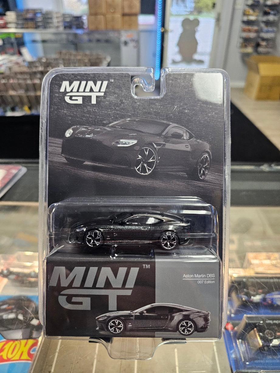 Mini GT Aston Martin DBS 007 Edition 1008