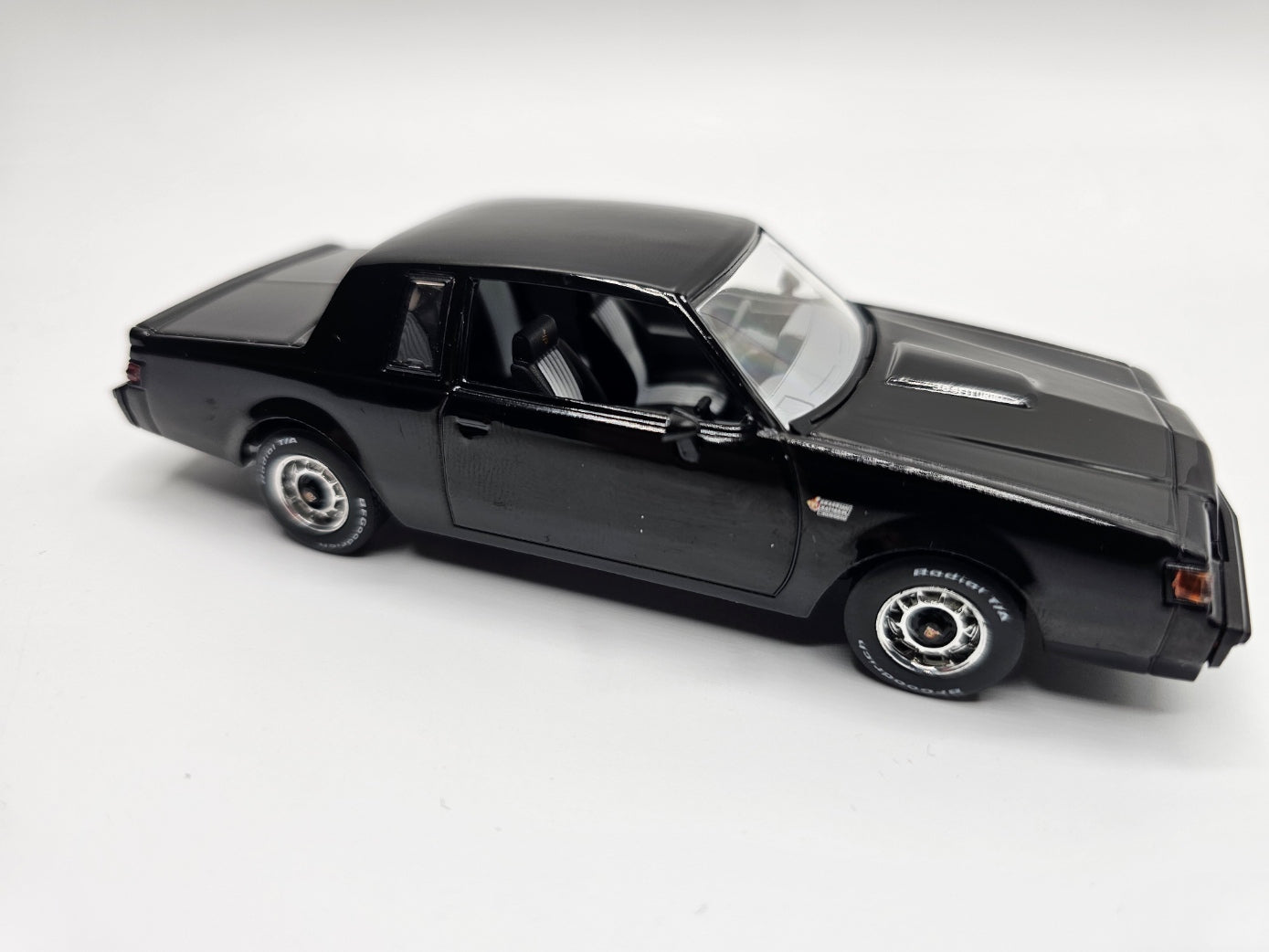 1987 BUICK GRAND NATIONAL BLACK 1:43 SCALE BY IXO AMERICA U43RDC009