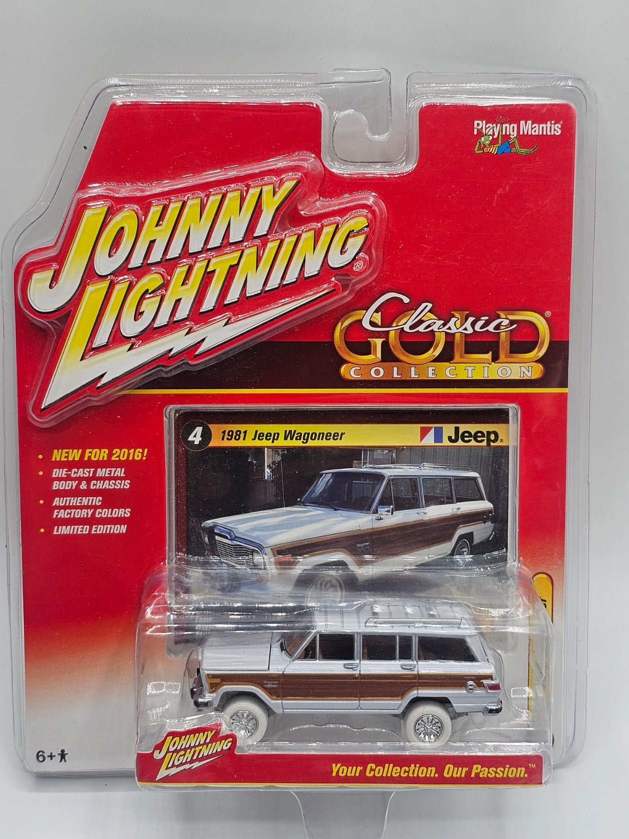 1981 Jeep Wagoneer Woodie Classic Gold - Johnny Lightning White Lightning Chase 1:64