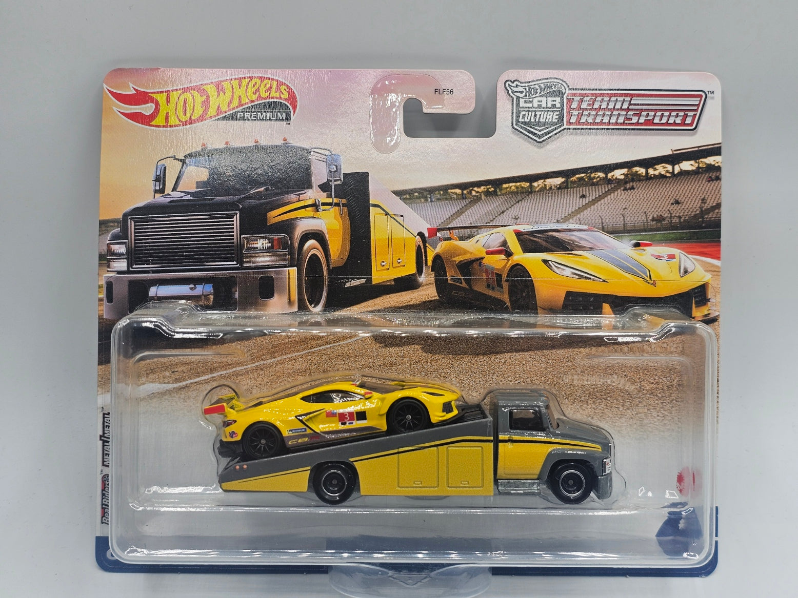 Hot Wheels Car Culture Team Transport Corvette C8.R & Carry On