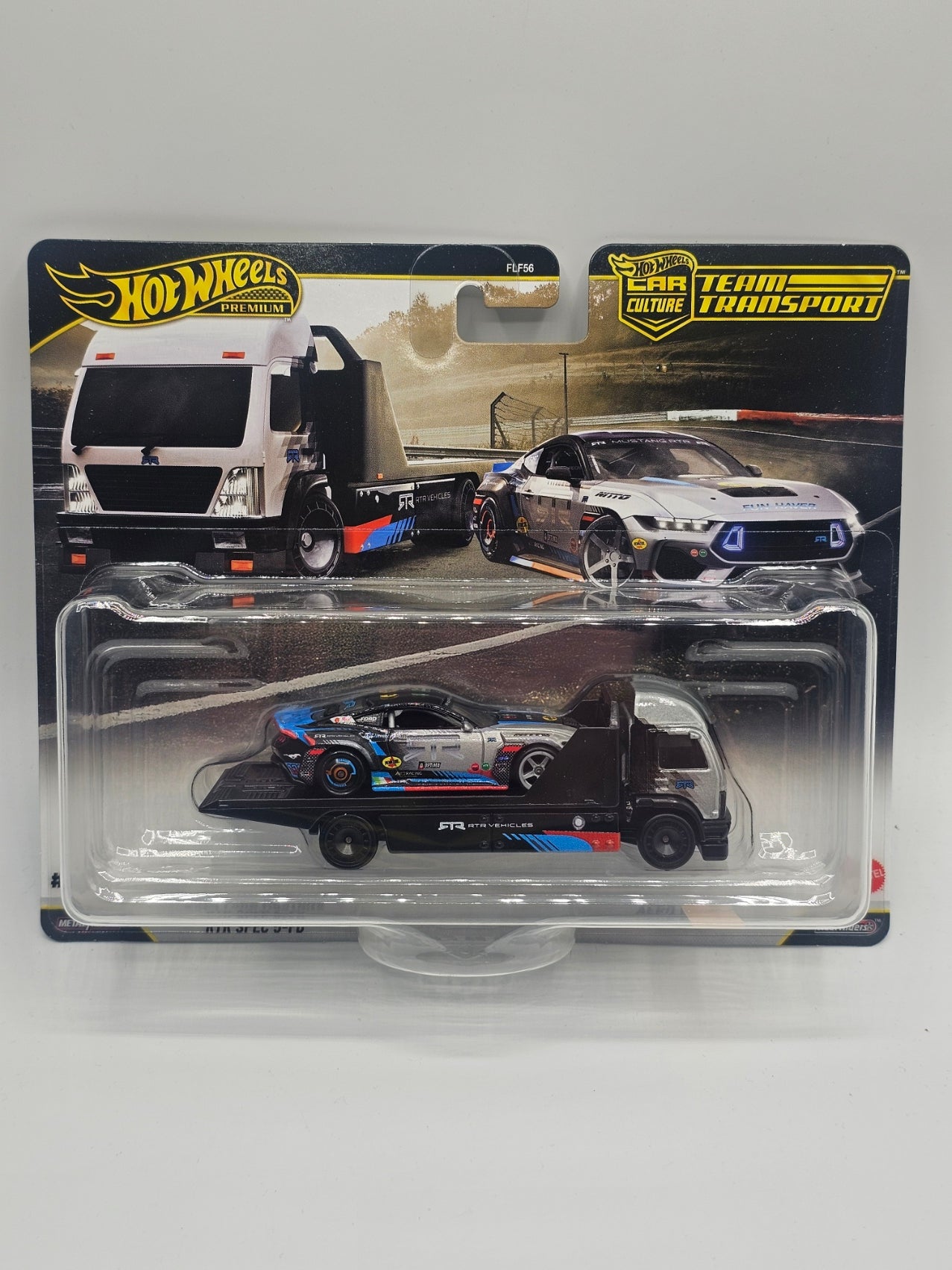 Hot Wheels Team Transport 2024 Ford Mustang RTR SPEC 5-FD & Aero Lift #90