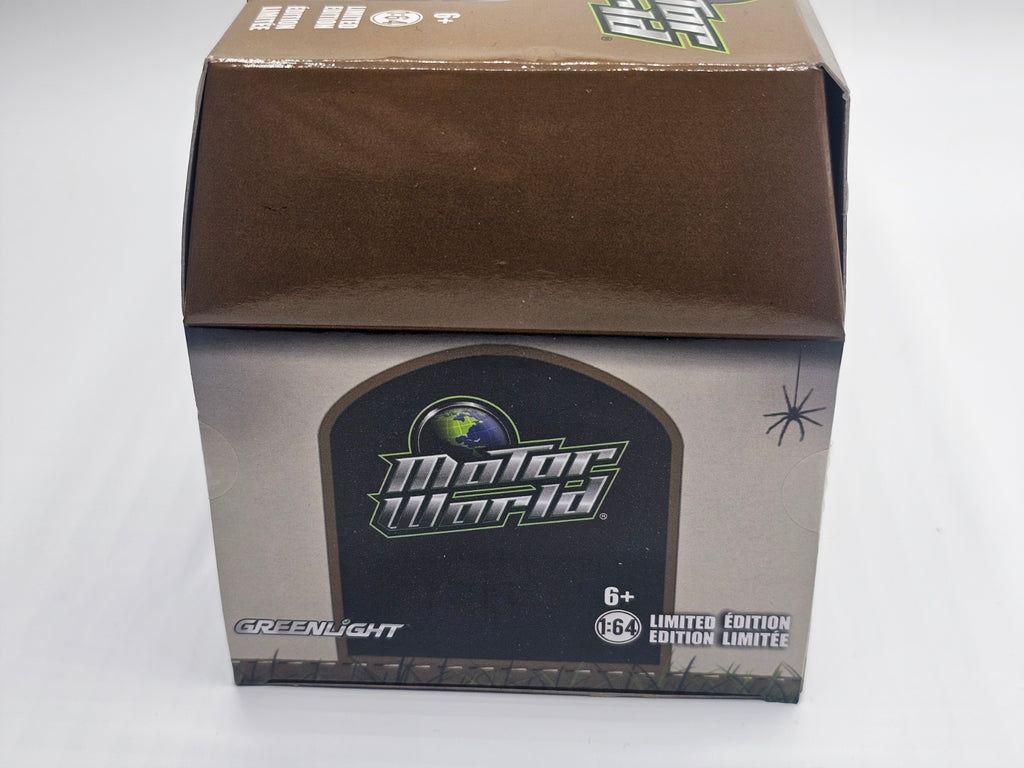 Greenlight Diorama Campsite Cruiser Raw Green Machine Chase