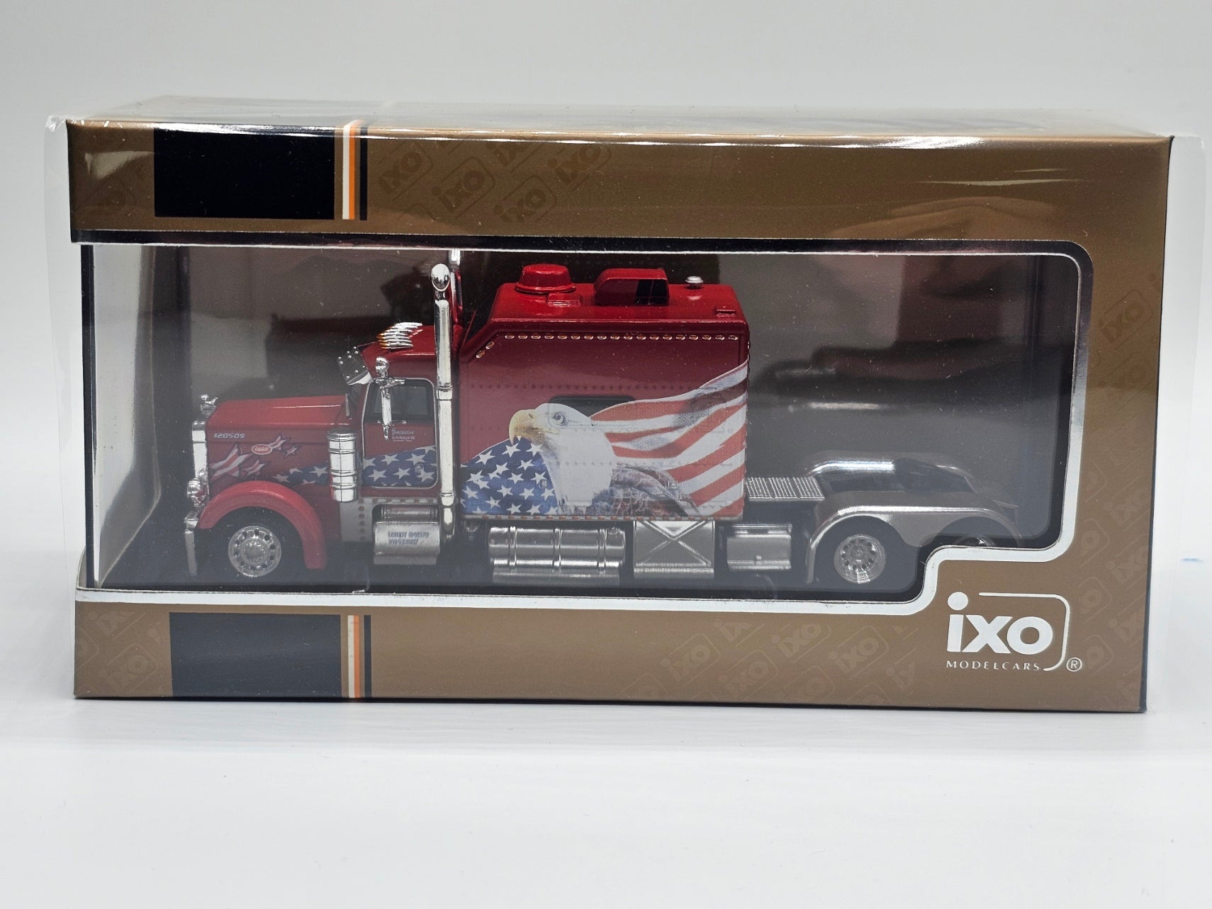 2002 Peterbilt 379 Tractor Truck 3-Axle Red 1:64 Scale by IXO Models