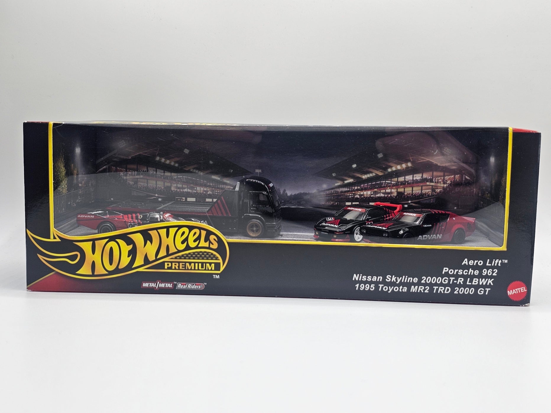 Hot Wheels Premium Collector Diorama ADVAN Set – Porsche 962, MR2, Skyline LBWK