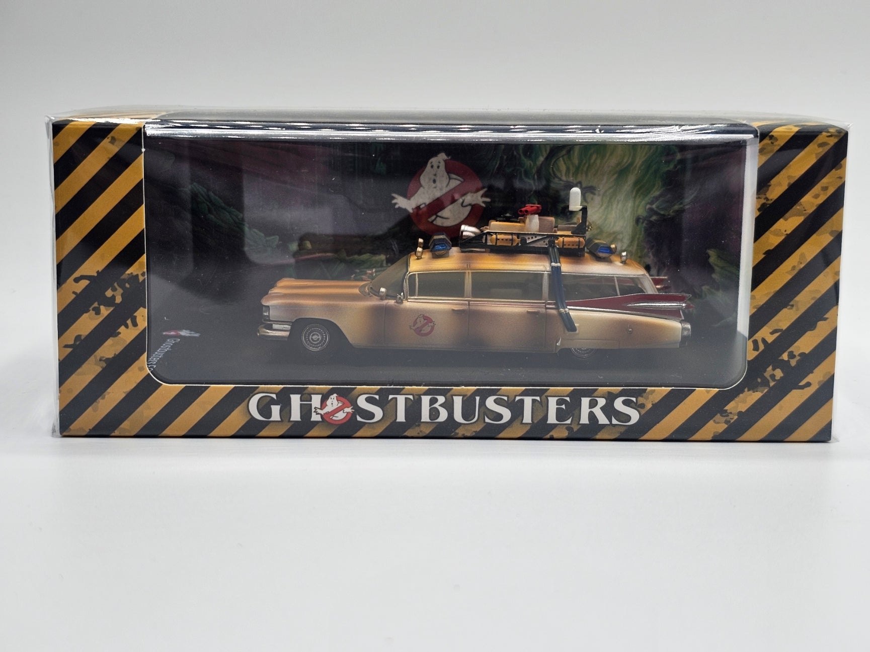 YS Ghostbusters Ecto-1 Diecast Minicar Dirty Version Limited