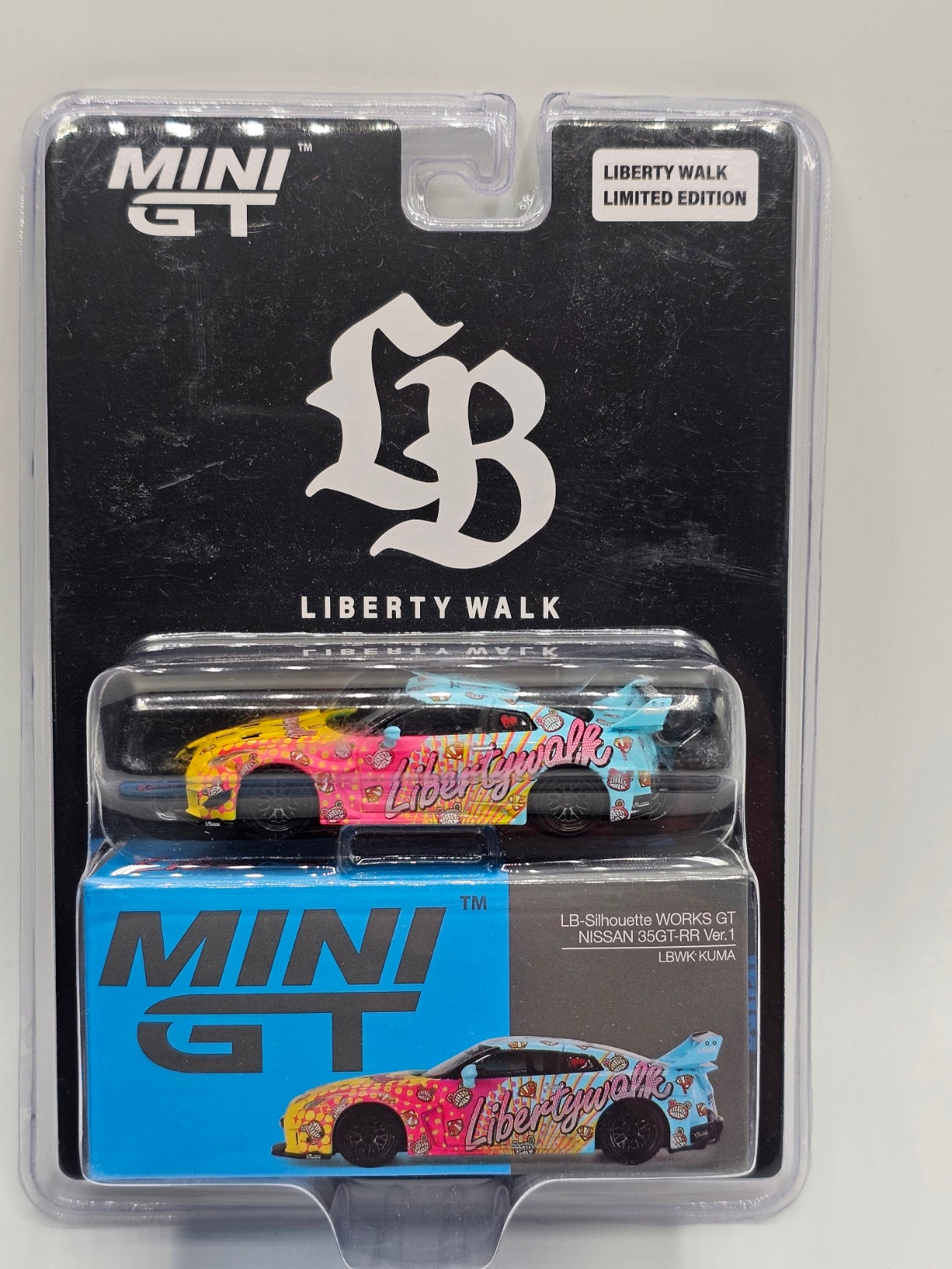Mini GT #742 LB-Silhouette Works GT Nissan 35GT-RR Ver.1 LBWK Kuma – Limited Edition 1/64