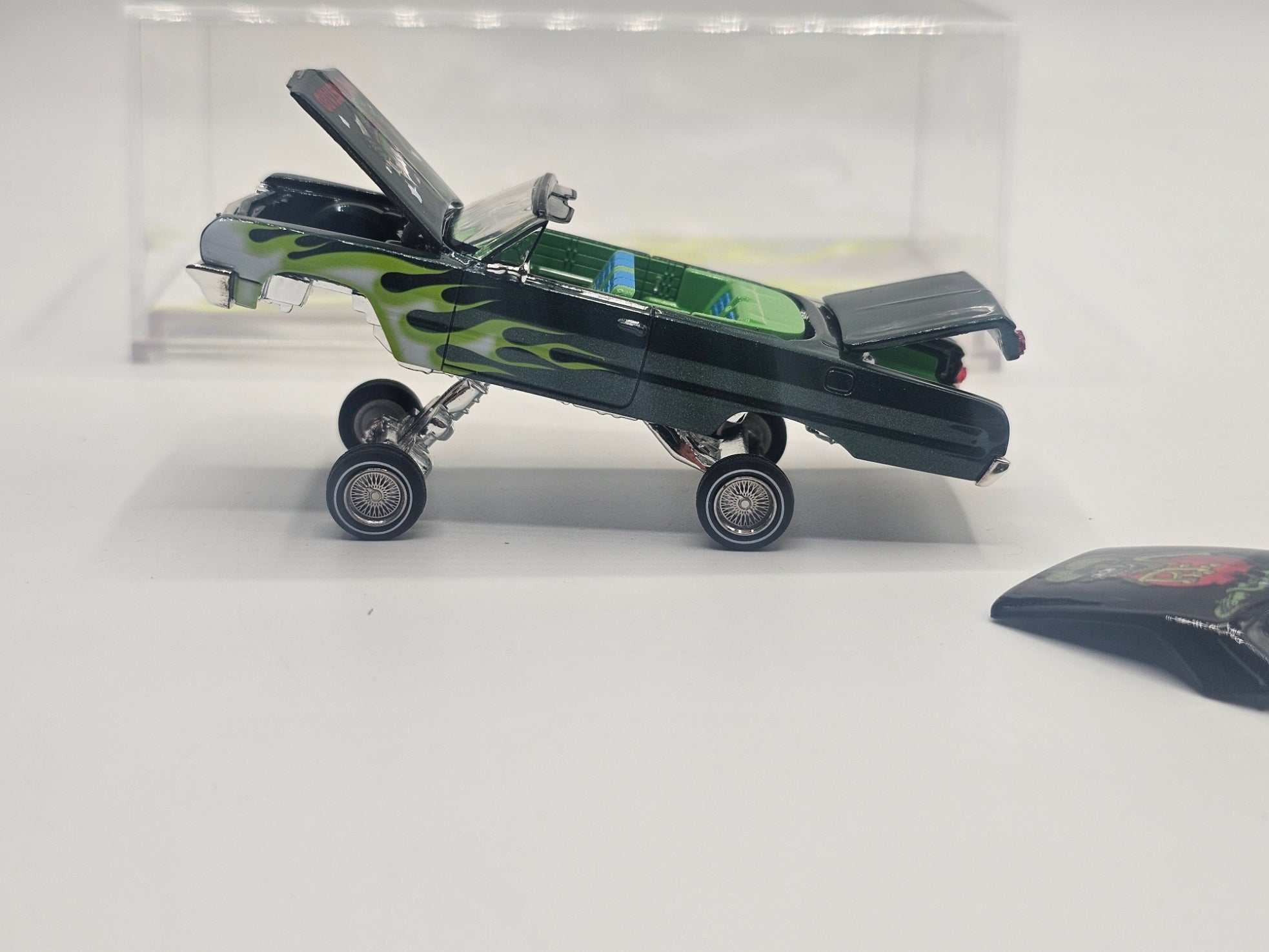 Fine Works64 Chevrolet Impala Bouncing Car - Emerald Green Fink Mouse