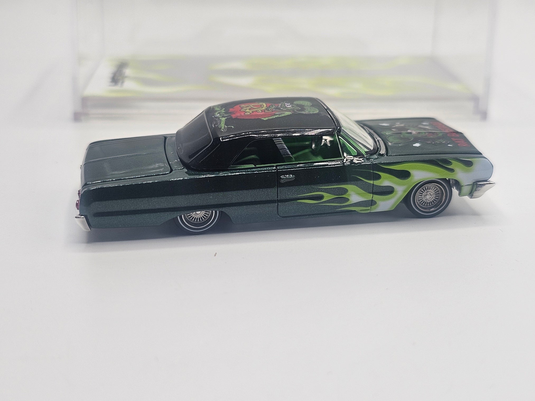 Fine Works64 Chevrolet Impala Bouncing Car - Emerald Green Fink Mouse