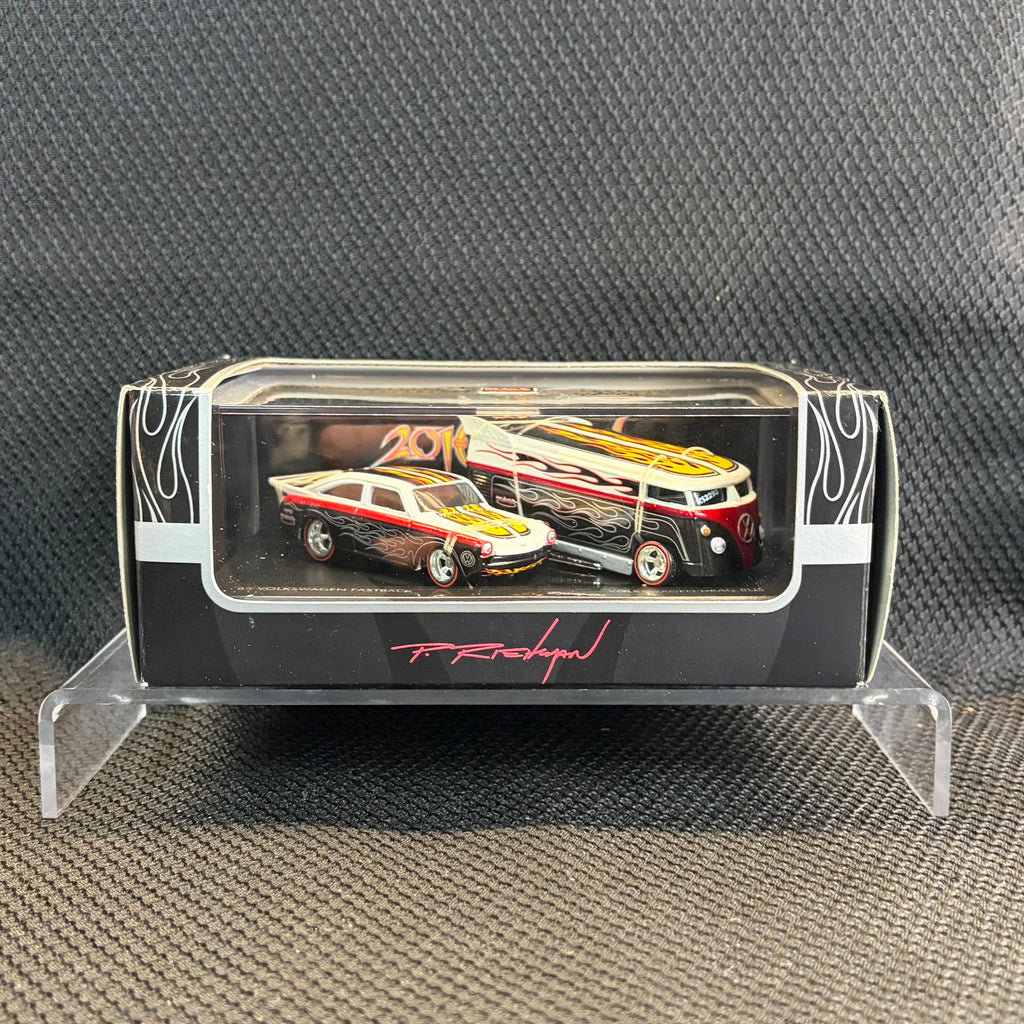 Hot Wheels 2010 Japan Convention 2-Car Set VW Drag Bus & VW Fastback