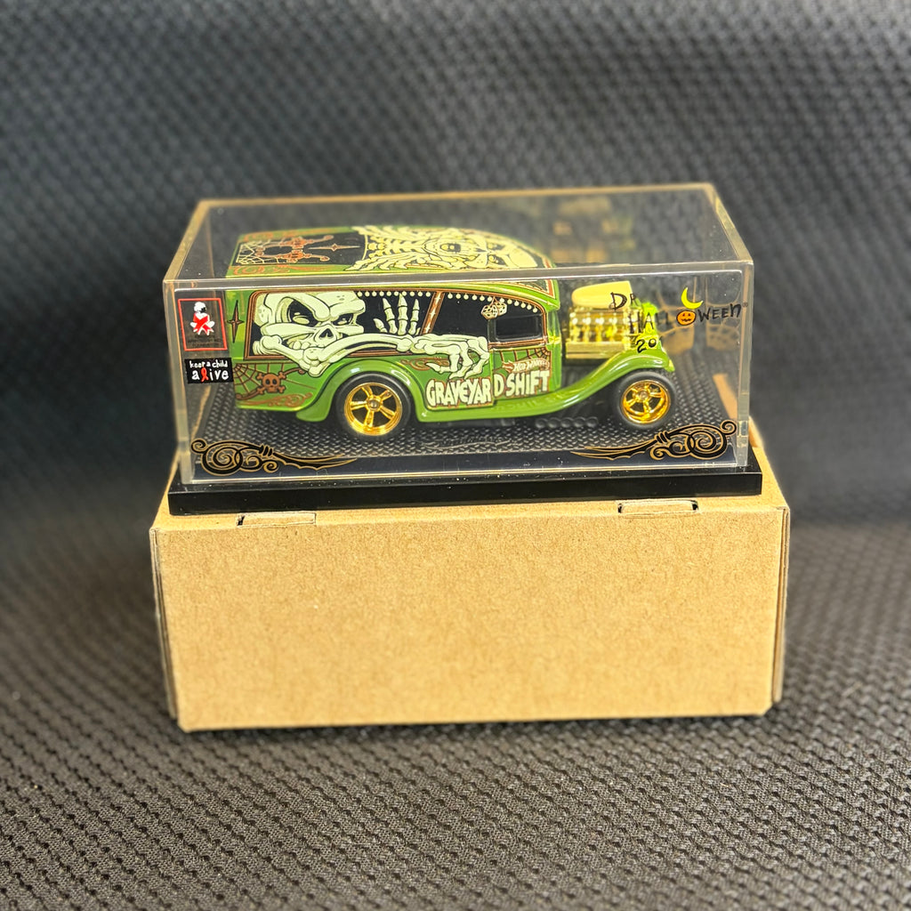Hot Wheels 2011 Dream Halloween Graveyard Shift Blown Delivery