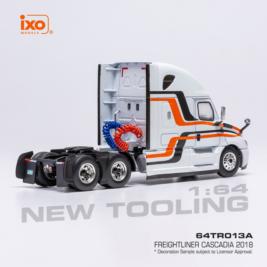 IXO 1:64 2018 Freightliner Cascadia White Stripes Die-Cast