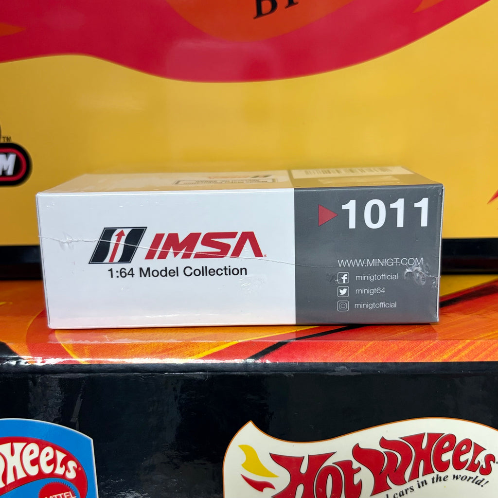 Mini GT #1011 Mazda RX-7 LB-Super Silhouette IMSA 1:64 (RHD)