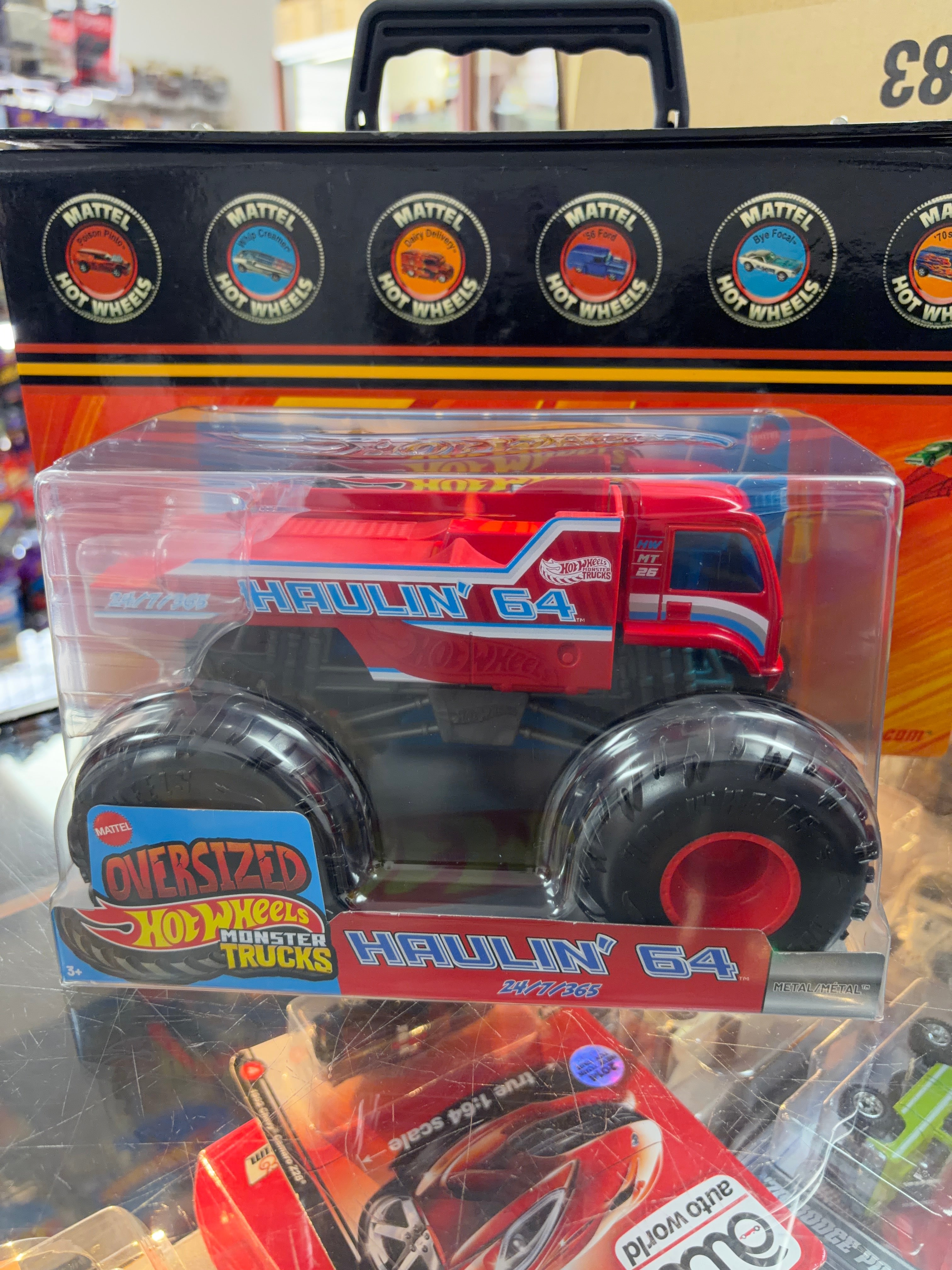 Hot Wheels Oversized Monster Trucks  – Haulin' 64