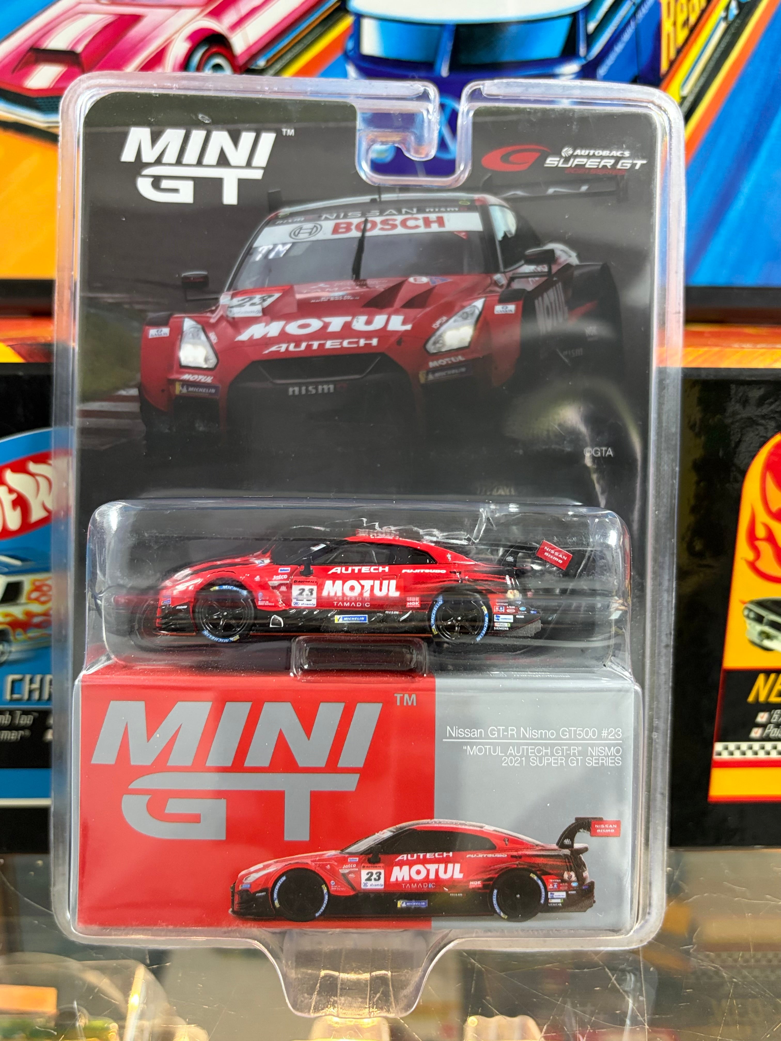 Mini GT #595 Nissan GT-R Nismo GT500 #23 MOTUL AUTECH GT-R
