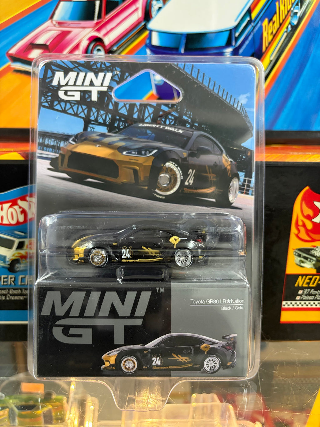 Mini GT #1149 Toyota GR86 LB Nation Black/Gold - Mini GT 1:64