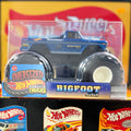 Hot Wheels Oversized Monster Trucks – Bigfoot 4x4x4