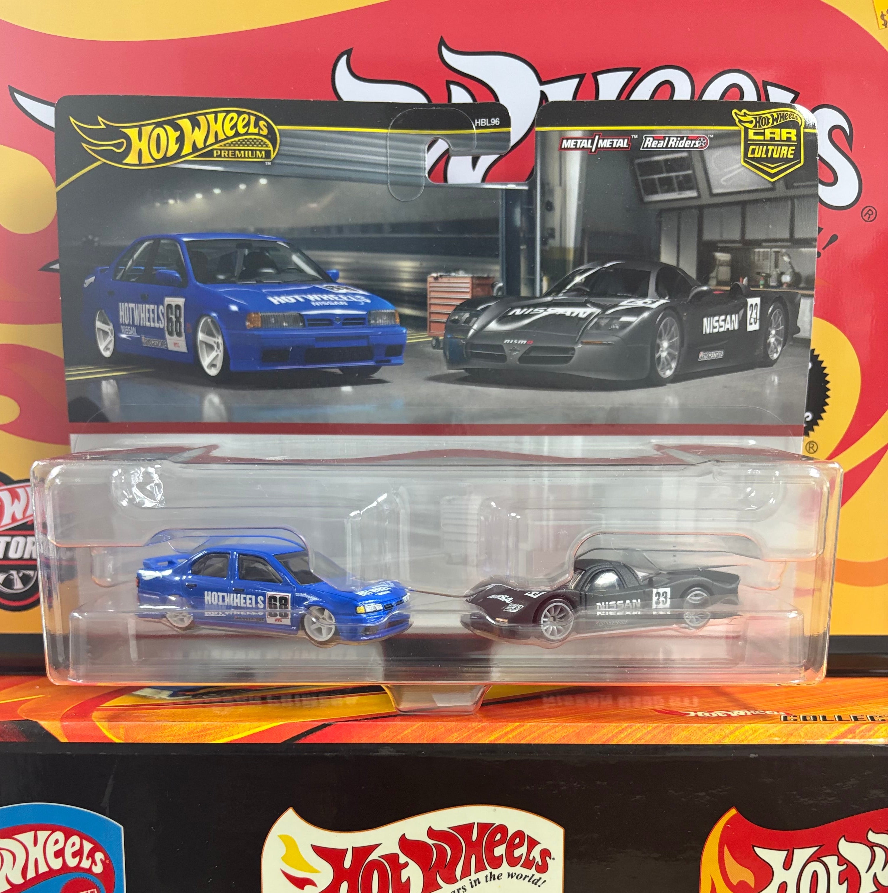 Hot Wheels Premium 2-Pack '94 Nissan Primera & Nissan R390 GT1