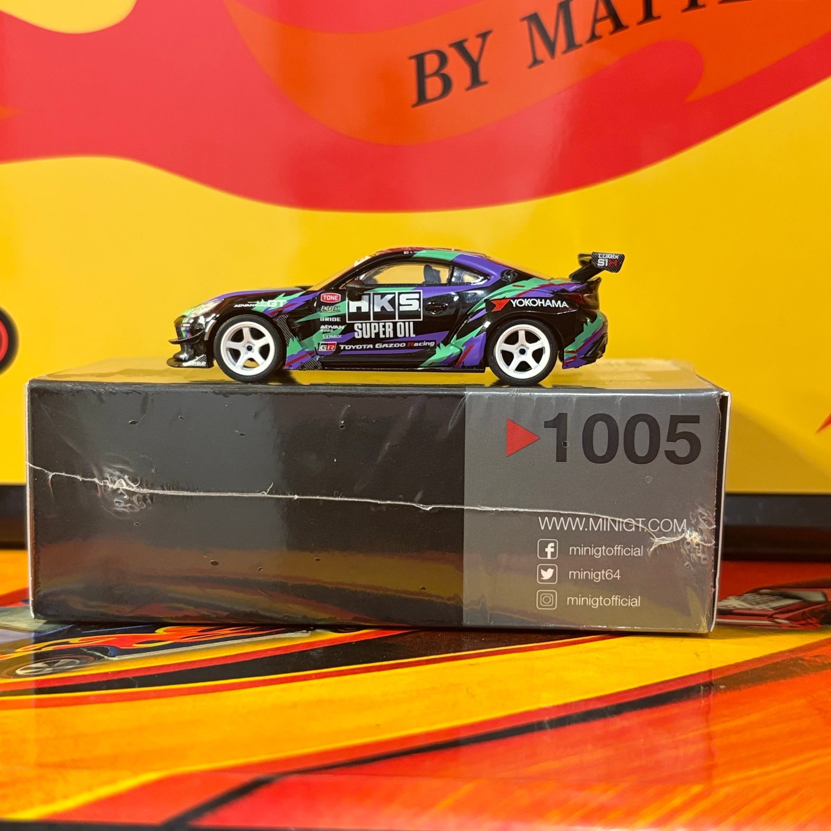 Mini GT #1005 Toyota GR86 HKS TYPE R 2022 Tokyo Auto Salon (RHD)