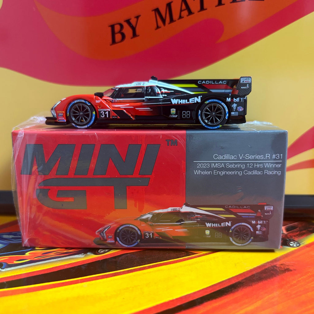 Mini GT #745 Cadillac V-Series.R #31 Whelen Engineering