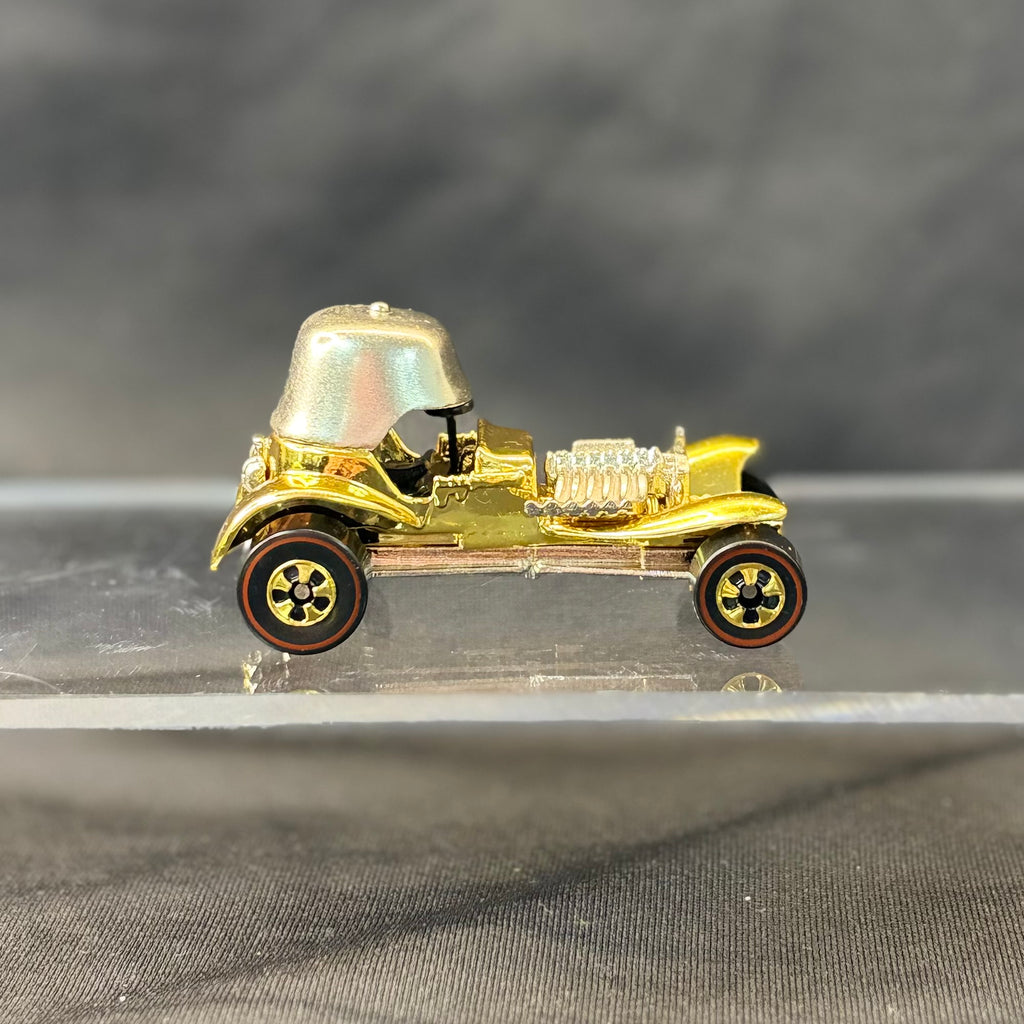 Hot Wheels Redline Red Baron – 1995 FAO Schwarz Gold Series II