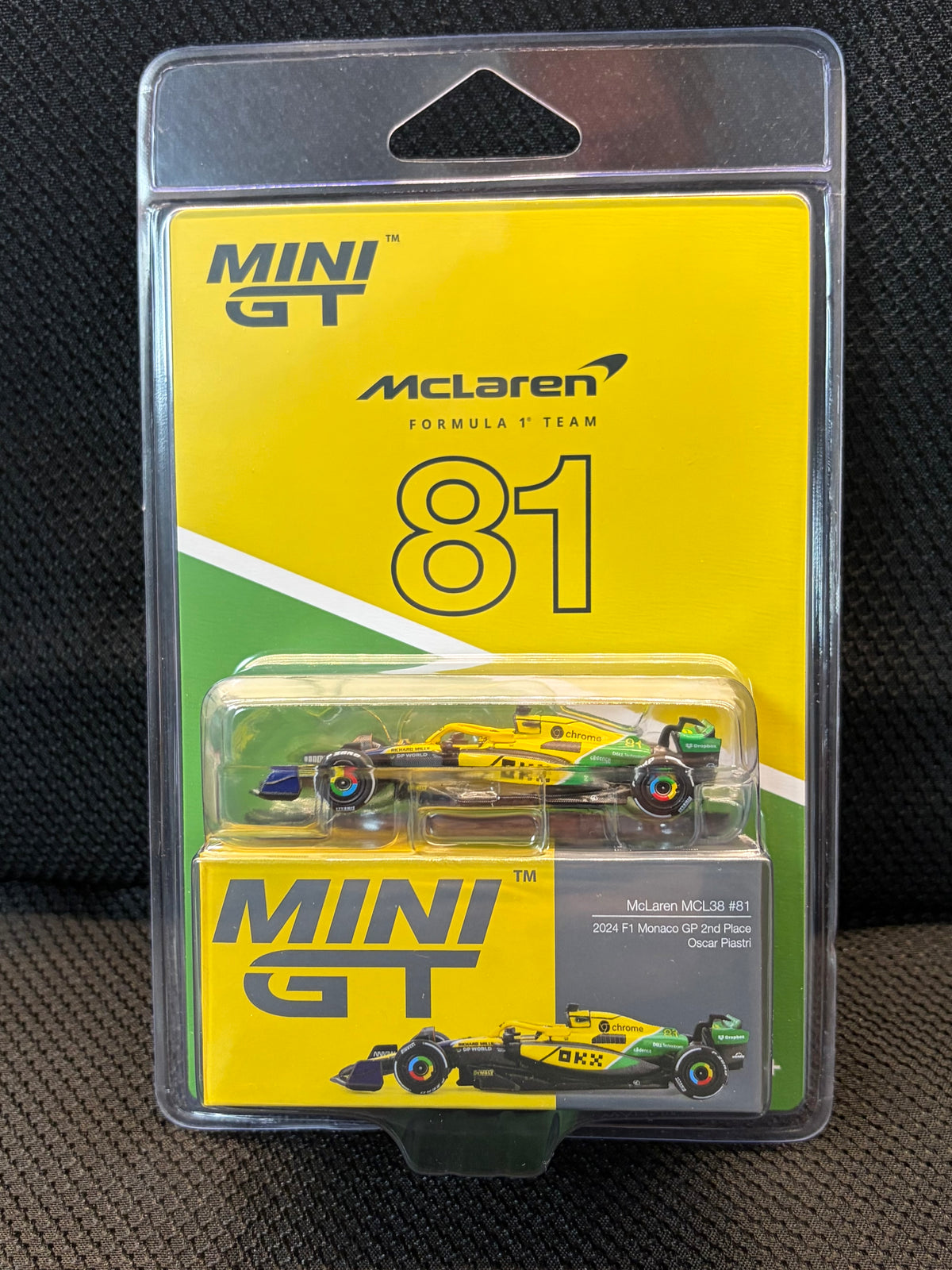 Mini GT #1165 McLaren MCL38 #81 Oscar Piastri 2024 F1