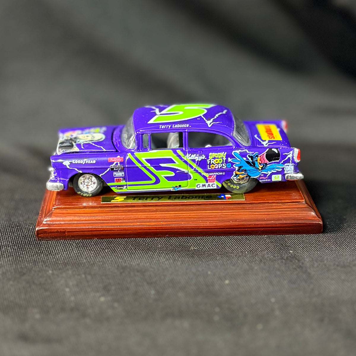 NASCAR Stock Rods #5 Kellogg's Spooky Froot Loops
