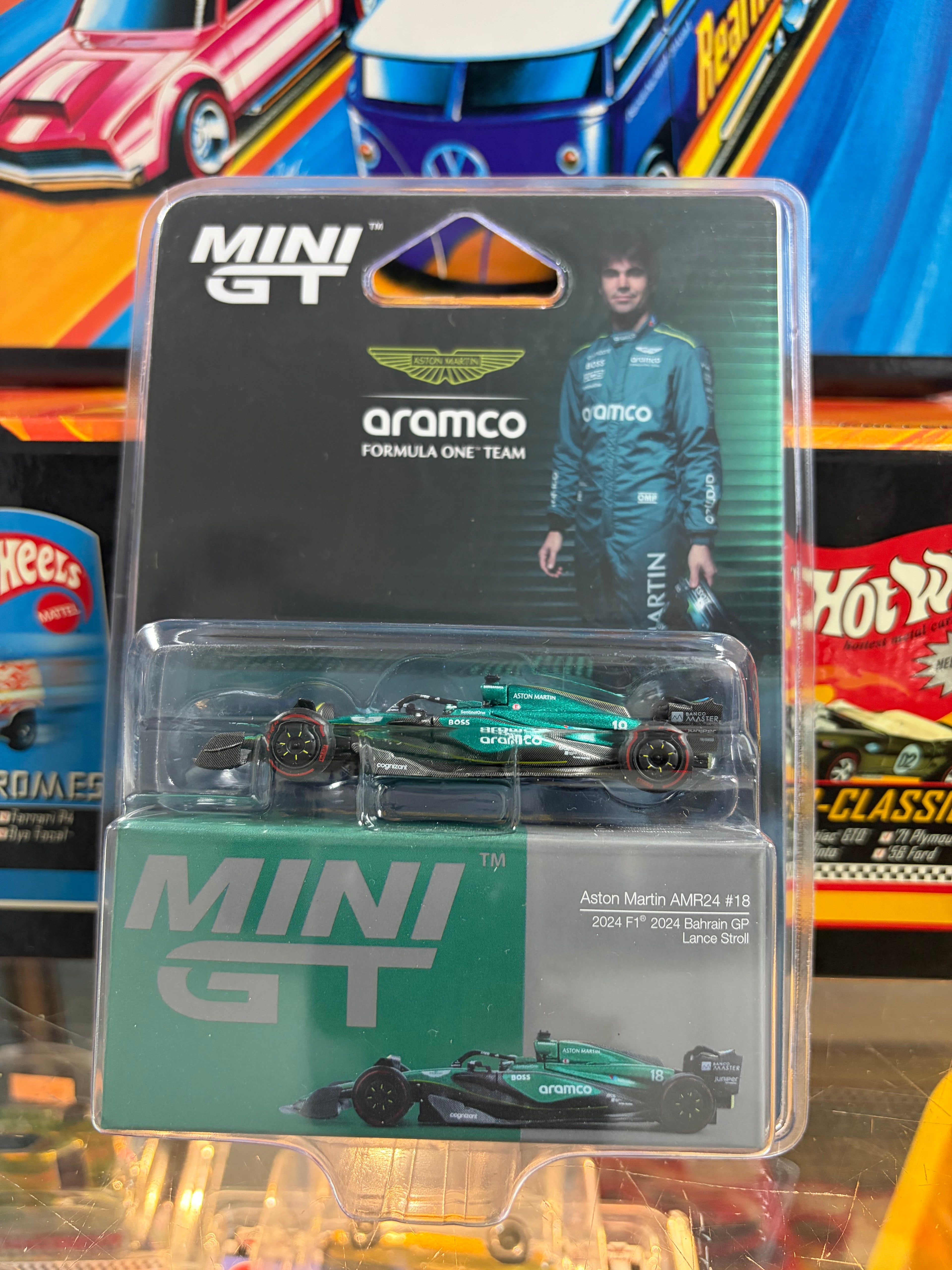 Mini GT #1001 Aston Martin AMR24 #18 Lance Stroll - 2024 F1 Bahrain GP