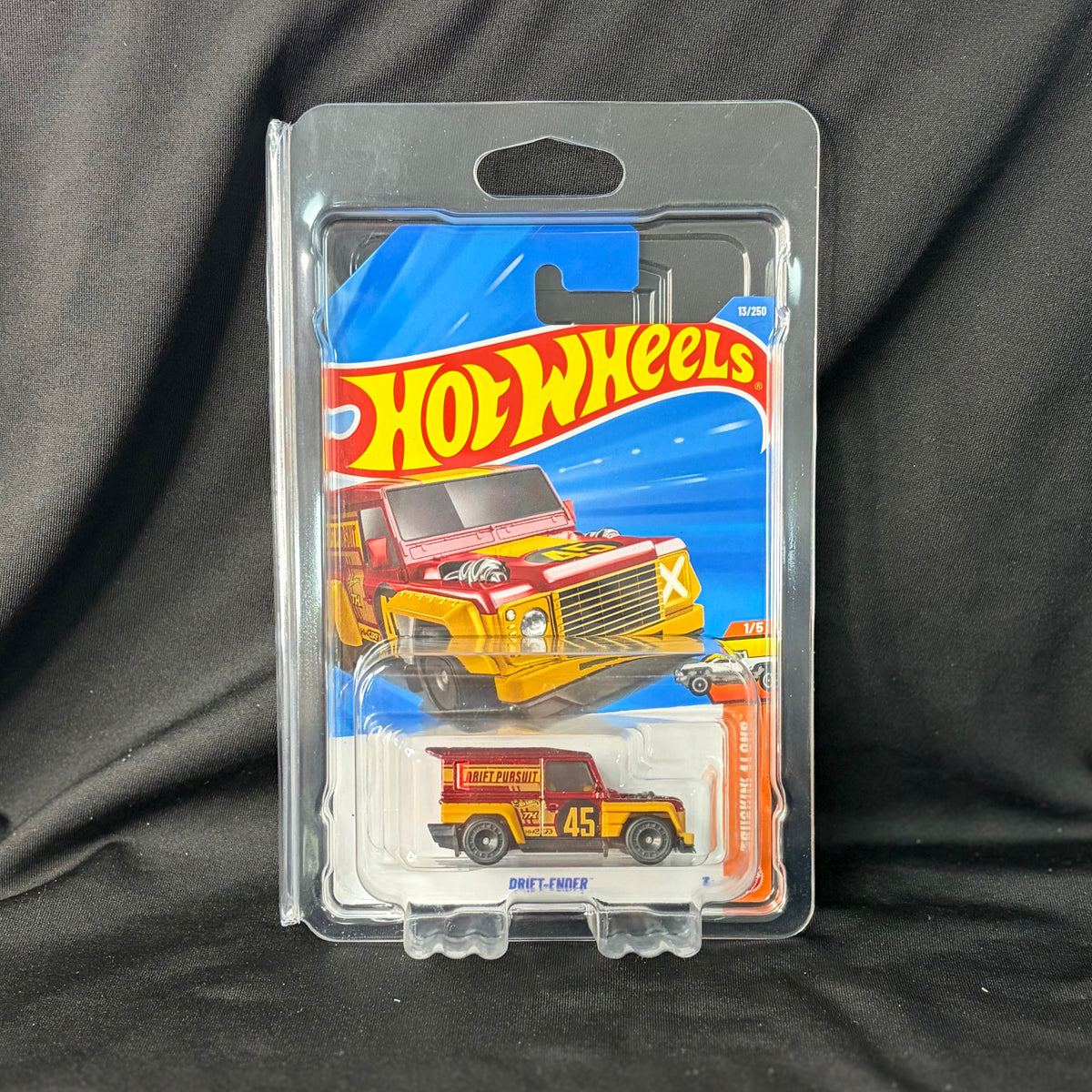 Hot Wheels Super Treasure Hunt Truckin' Along - Red Drift-Ender Land Rover