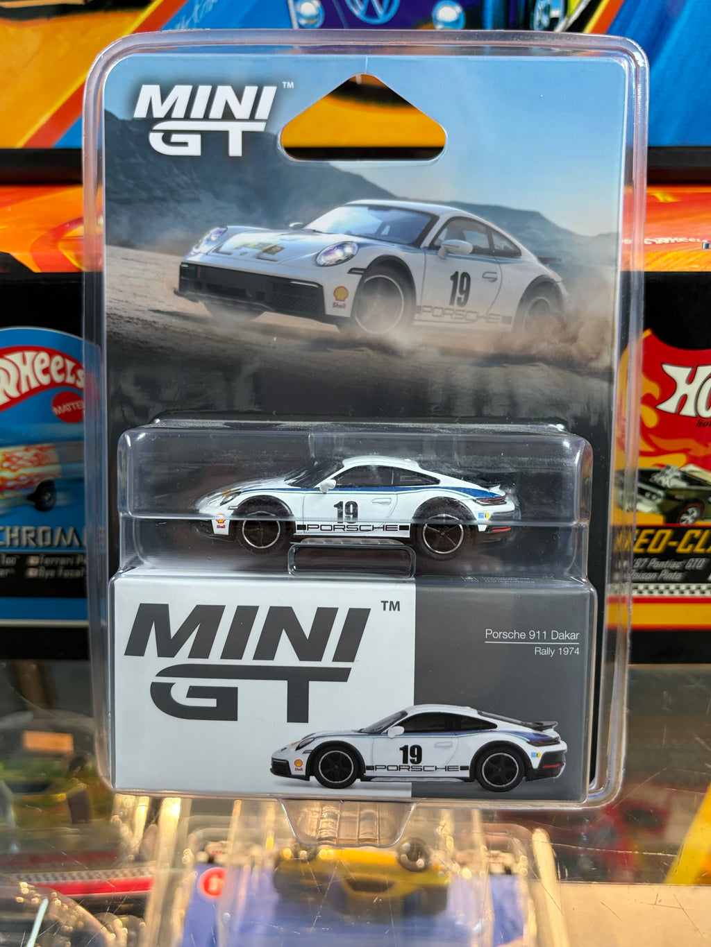 Mini gt #1009 Porsche 911 Dakar Rally 1974