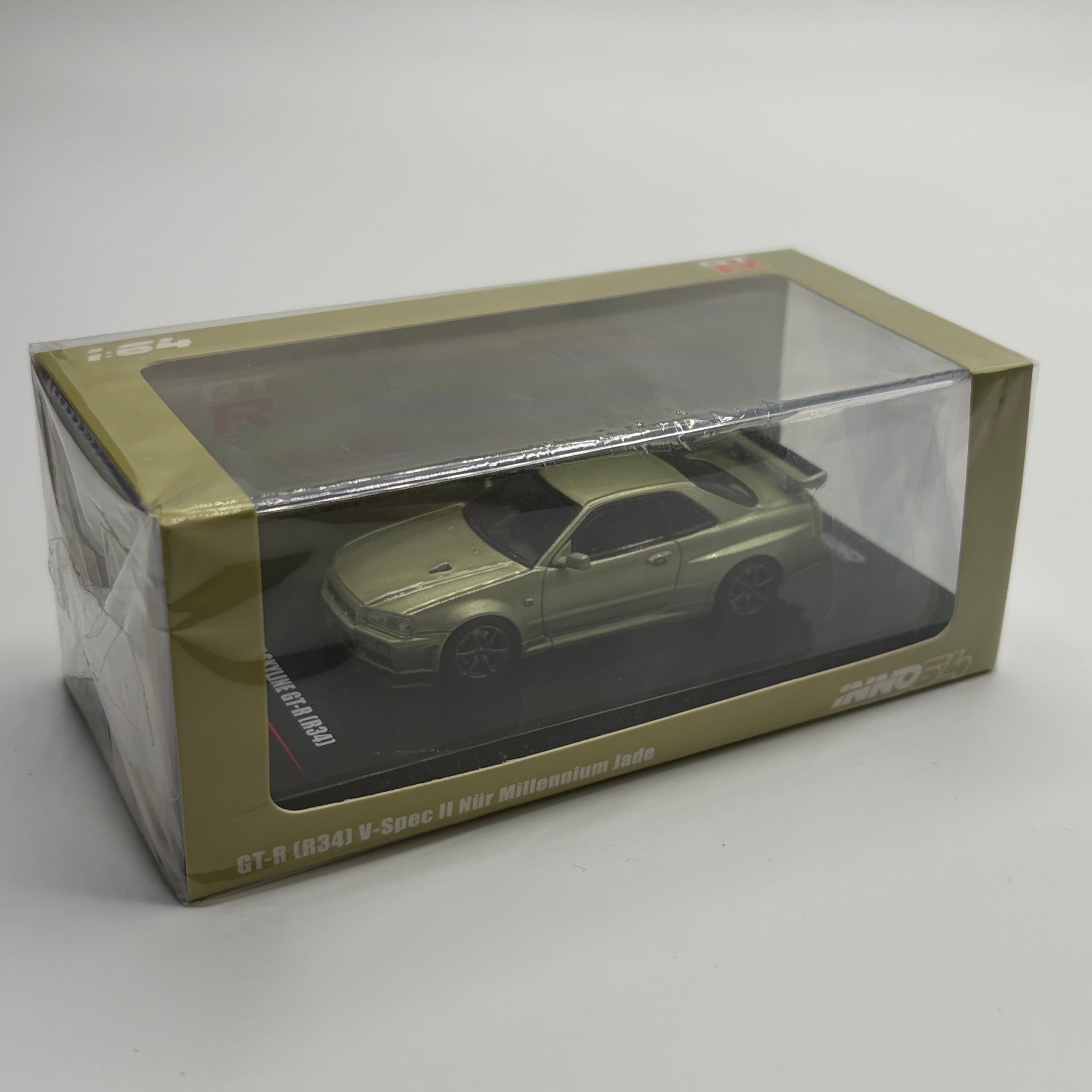 INNO64 Nissan Skyline GT-R (R34) V-Spec II Nür Millennium Jade 1:64