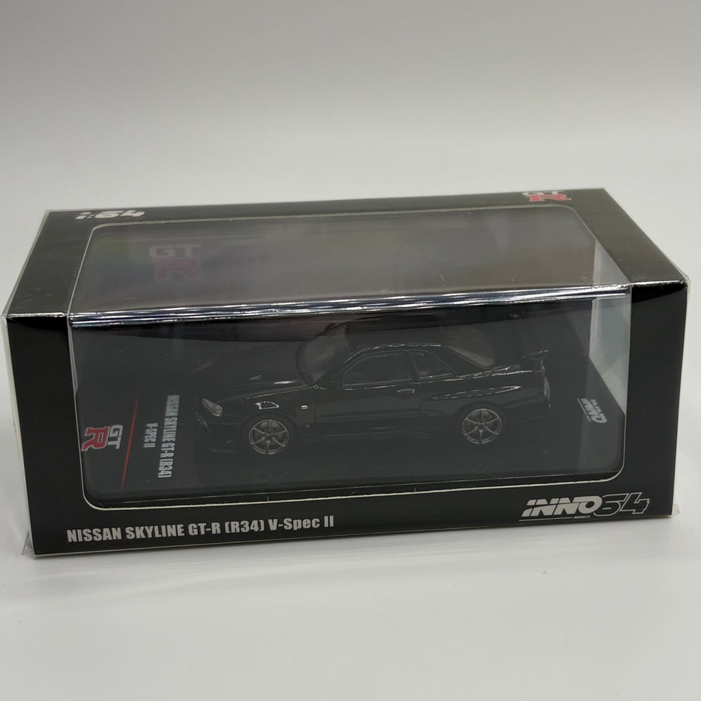 INNO64 Nissan Skyline GT-R (R34) V-Spec II Black 1:64