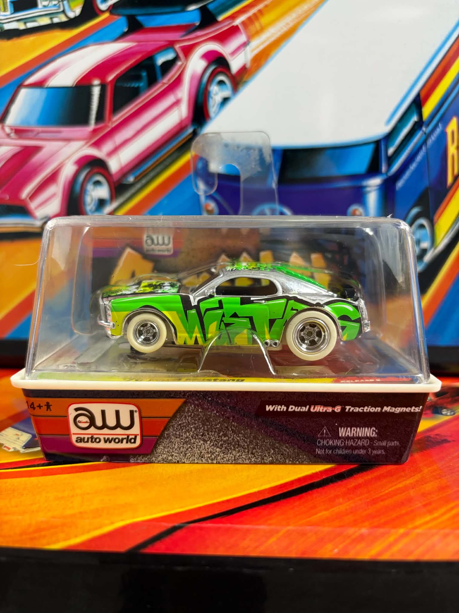 Auto World HO Slot Car '70 Ford Mustang #26, Carffiti Chase (Green & Silver)