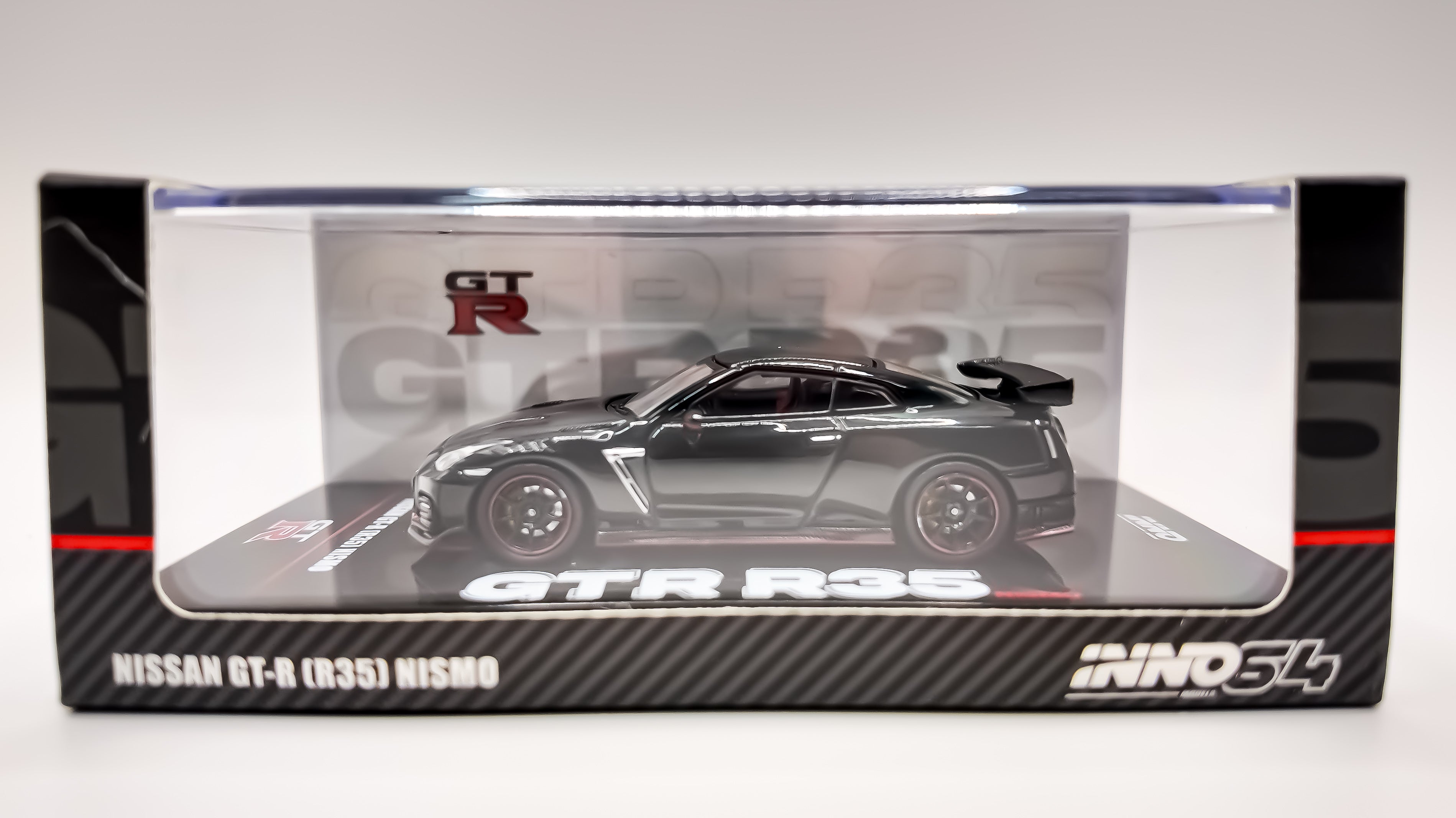 Inno 64  Nissan GT-R (R35) NISMO Black