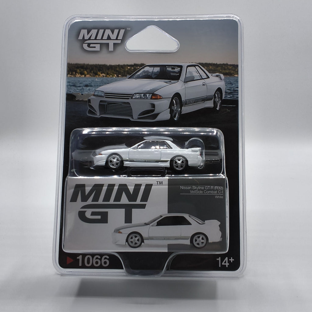 Nissan Skyline GT-R (R32) VeilSide Combat C-I - White
