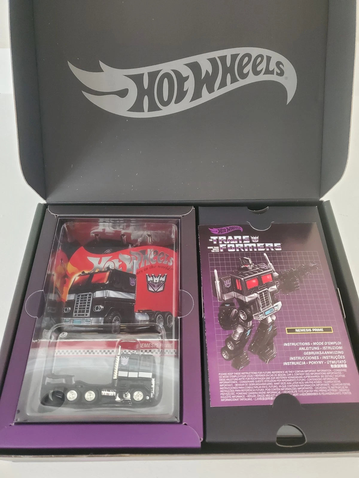 Hot Wheels x Transformers Collectors RLC Exclusive Nemesis Prime